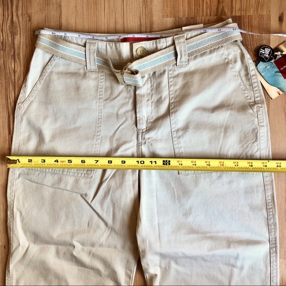 NEW GLORIA VANDERBILT Capri Pants w/ Belt Size 6 Petite Tan Women’s - Picture 7 of 14